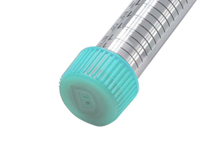 蓋子帶有透氣孔且?guī)Ф』z塞，用于連接注射器